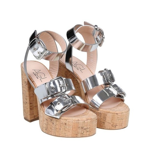 AGLAgl platform sandal in metal effect leather